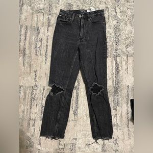 Abercrombie and Fitch Ultra High Rise Mom Jean